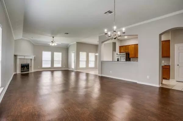 Mckinney, TX 75072,9405 Log Run Court