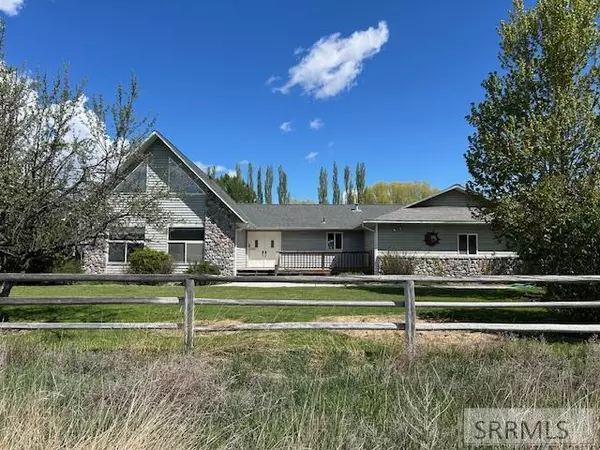 26 Summer Meadow Lane, Salmon, ID 83467