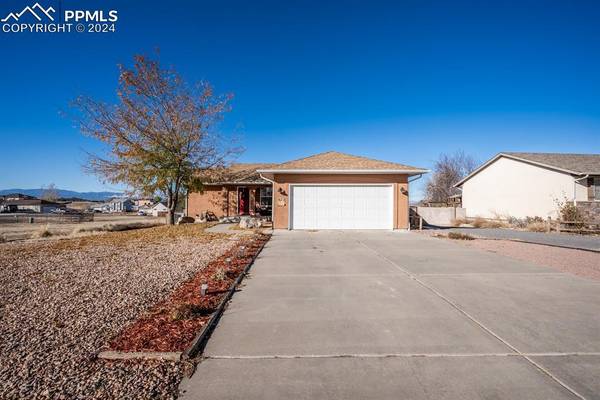 873 S Kline DR, Pueblo West, CO 81007