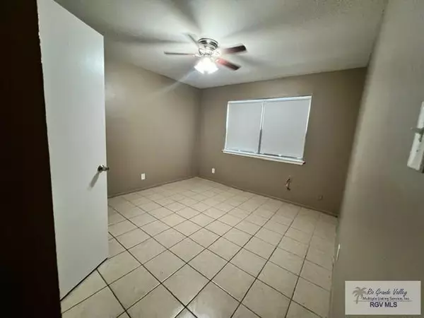 Brownsville, TX 78521,2304 APT. 35 SHIDLER DR.