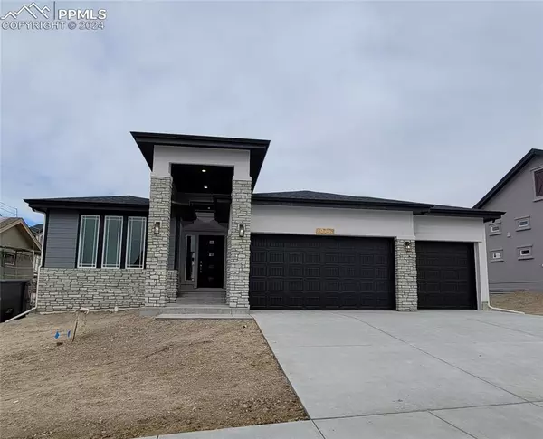 10743 Kentwood DR, Colorado Springs, CO 80924