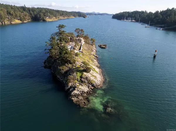 Salt Spring, BC A1A 1A1,0 Clamshell Island