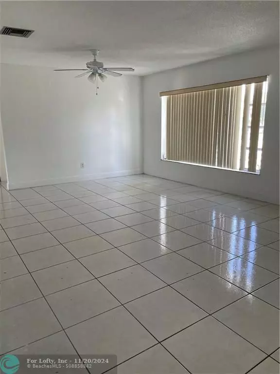 Tamarac, FL 33321,8005 NW 100 TERRACE