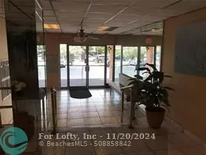 Hallandale Beach, FL 33009,2200 E Hallandale Beach Blvd  #101