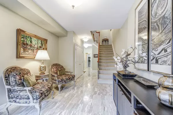 Niagara-on-the-lake, ON L0S 1J0,222 Ricardo ST #10