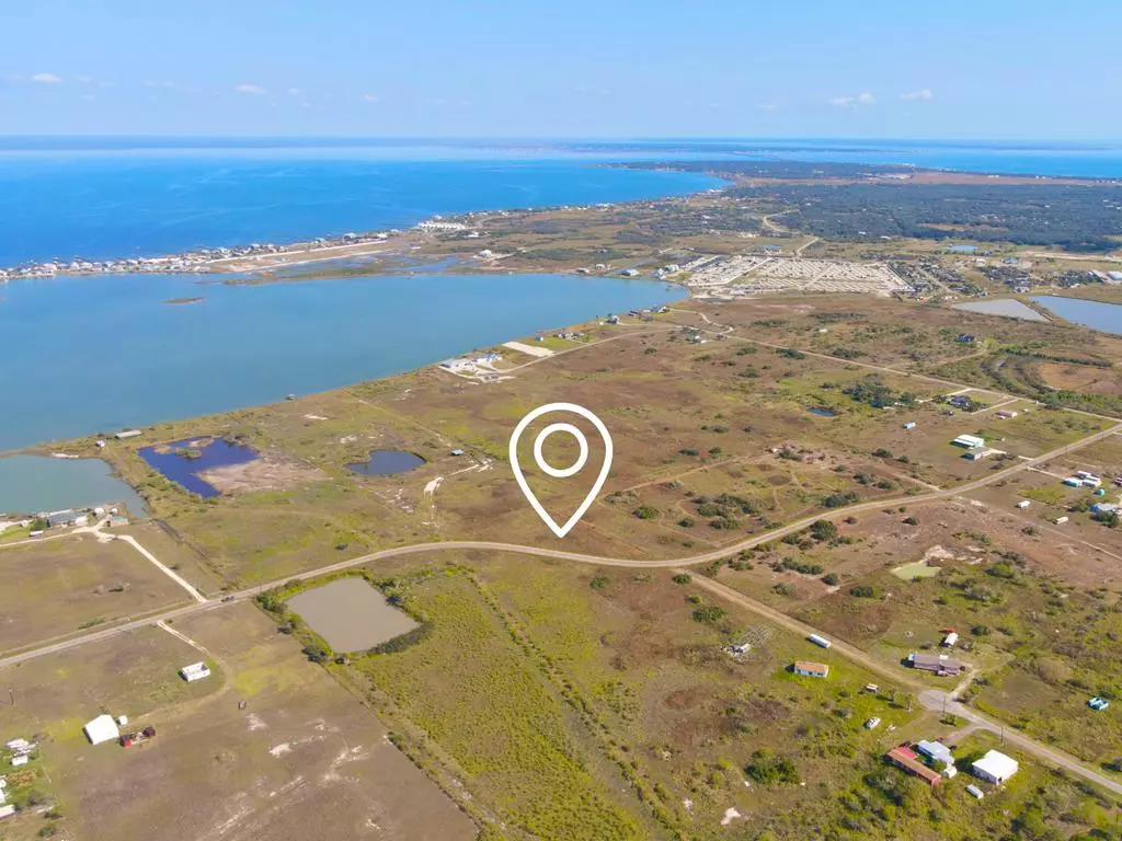 Rockport, TX 78382,542 E Sagebrush