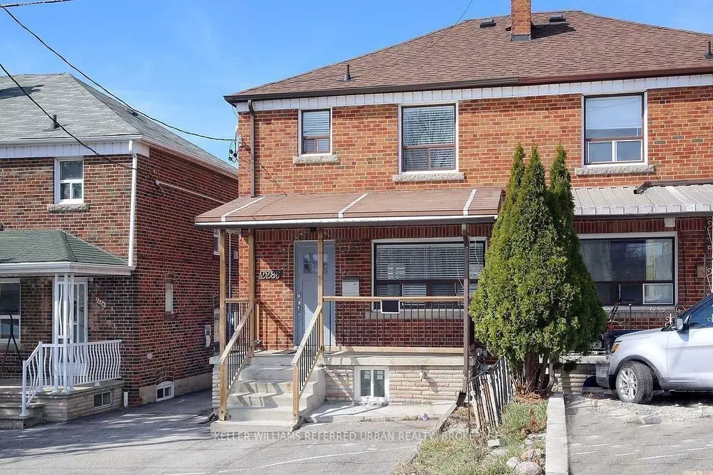 Toronto, ON M6E 3S3,2286 Dufferin ST #Upper