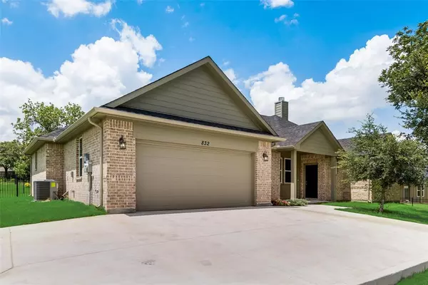 Rockwall, TX 75087,832 E Heath Street