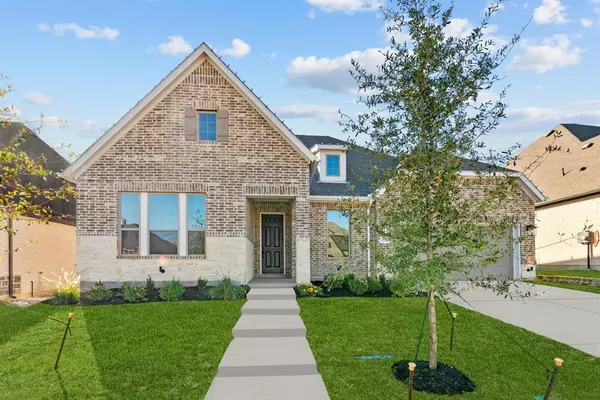 217 Vineyard Lane, Midlothian, TX 76065