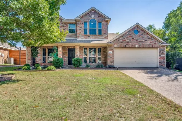 210 Forestridge Drive, Mansfield, TX 76063