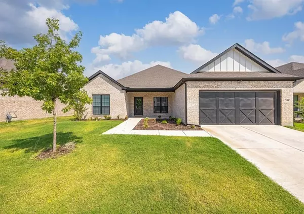 351 Community Drive, Lavon, TX 75166