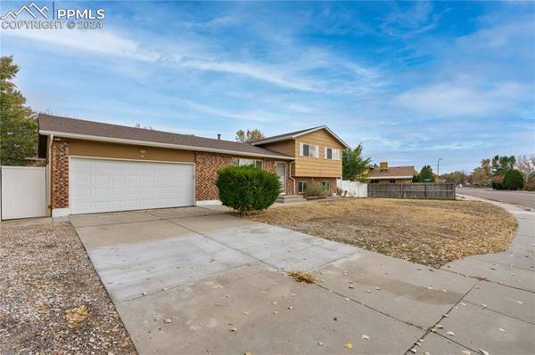 4610 Castor DR, Pueblo, CO 81001