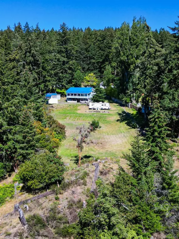 Pender Island, BC V0N 2M1,1325 Mackinnon Rd