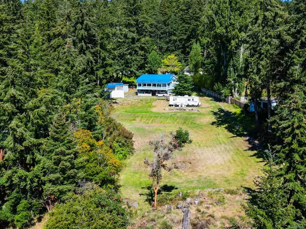 Pender Island, BC V0N 2M1,1325 Mackinnon Rd