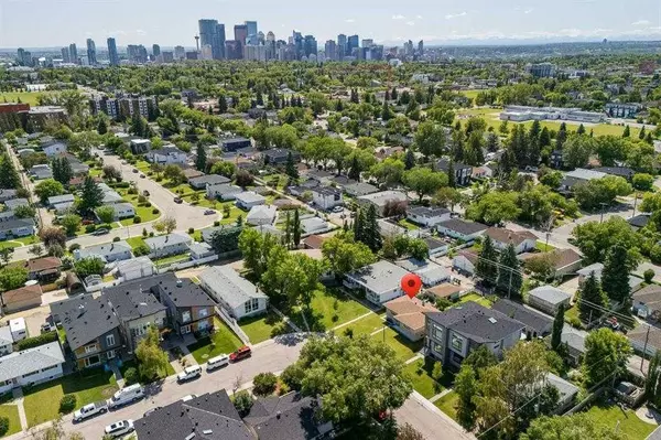 Calgary, AB T2E 4C7,2105 7 ST NE