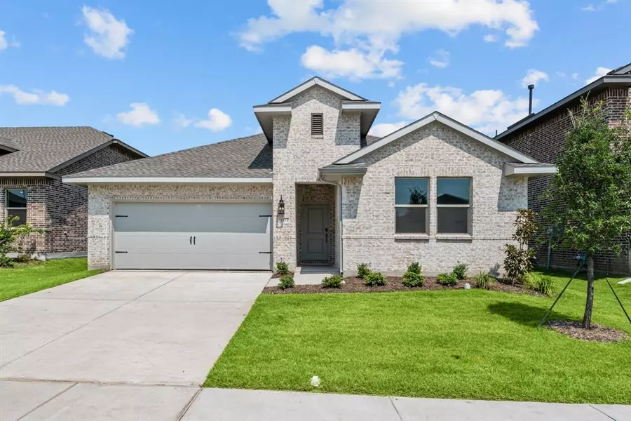 2515 Broken Bow Drive, Seagoville, TX 75159