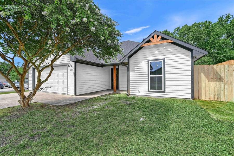 1300 N Throckmorton Street, Sherman, TX 75090