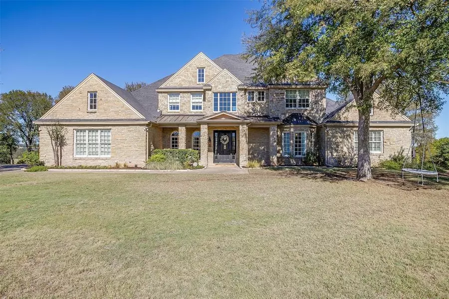 300 Falcon Ridge, Aledo, TX 76008