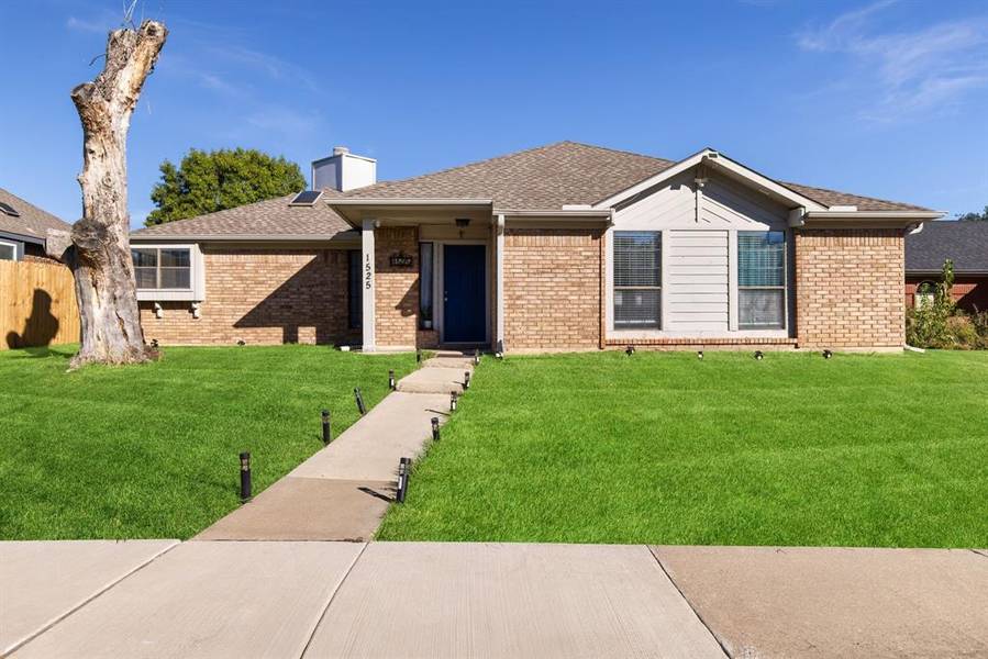 1525 Springaire Lane, Lewisville, TX 75077