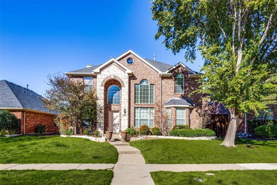 13247 Roadster Drive, Frisco, TX 75033