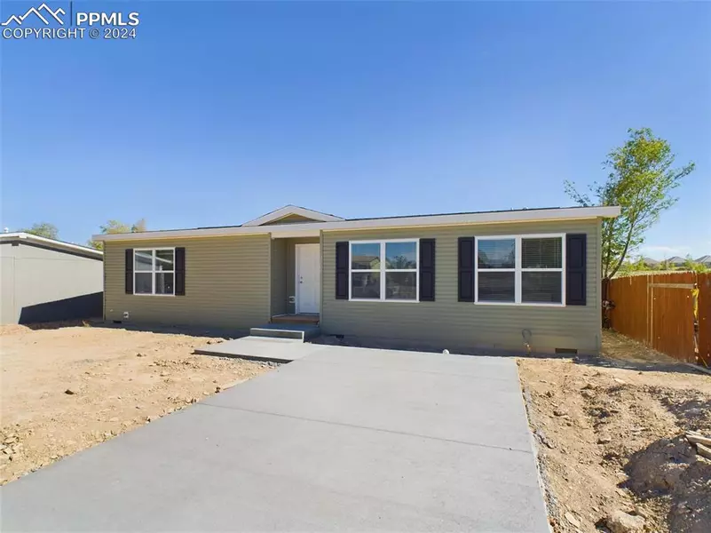 3108 Herrick PL, Pueblo, CO 81003