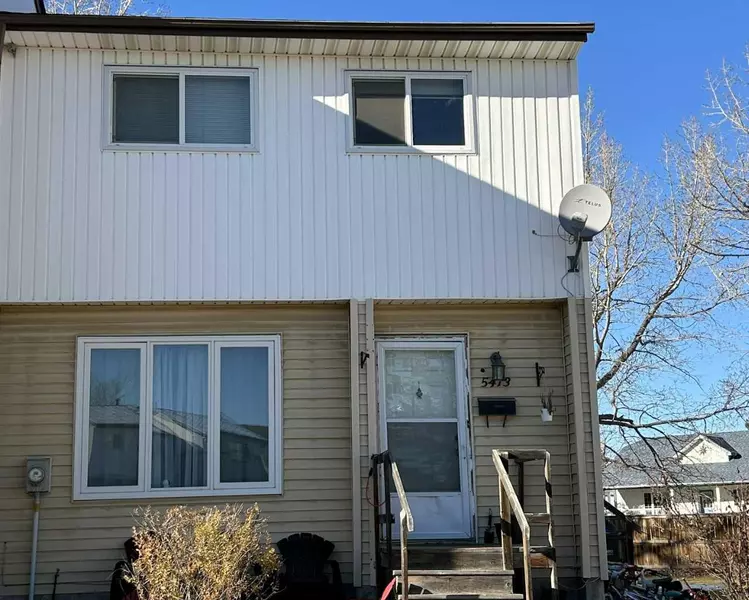 5413 56A Street Close, Olds, AB T4H 1J6