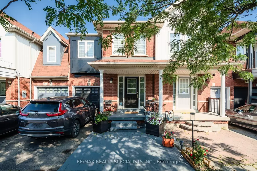 1609 AVONMORE SQ, Pickering, ON L1V 7H4