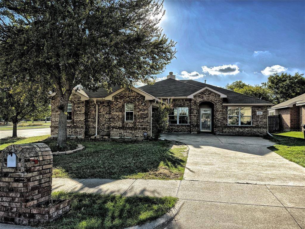 Fort Worth, TX 76131,5701 Lionfish Way