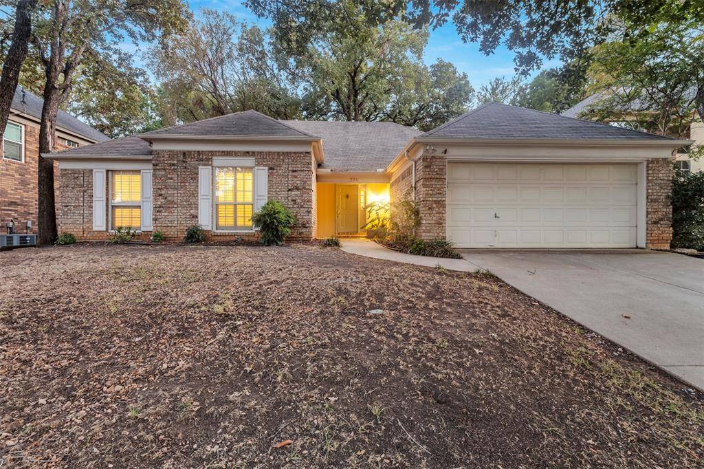 Grapevine, TX 76051,711 Preston Place