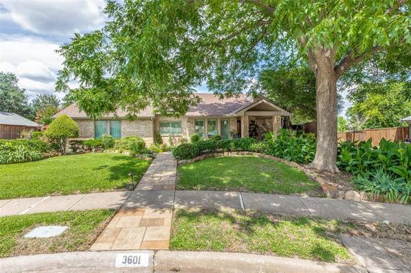 3601 Tennis Place, Plano, TX 75075