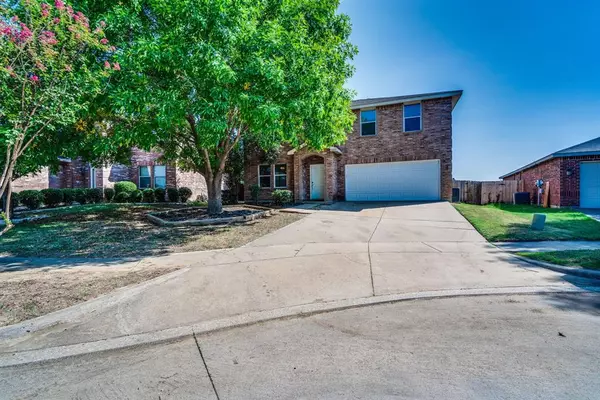 Arlington, TX 76002,8425 Beachplum Way