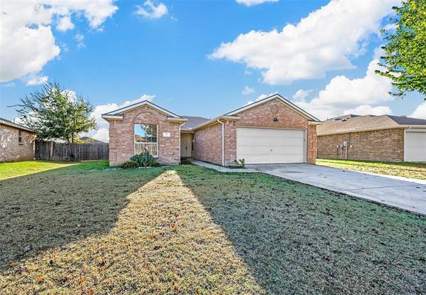 Burleson, TX 76028,408 Penny Lane