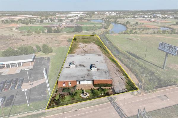 1119 Central Freeway, Wichita Falls, TX 76306