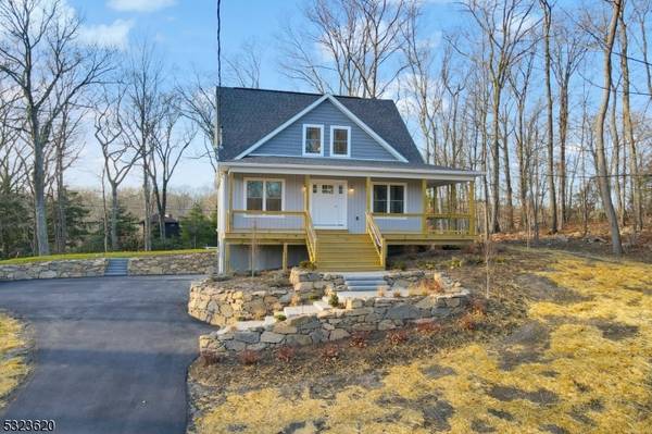 305 Mountainside Dr, Vernon Twp., NJ 07422