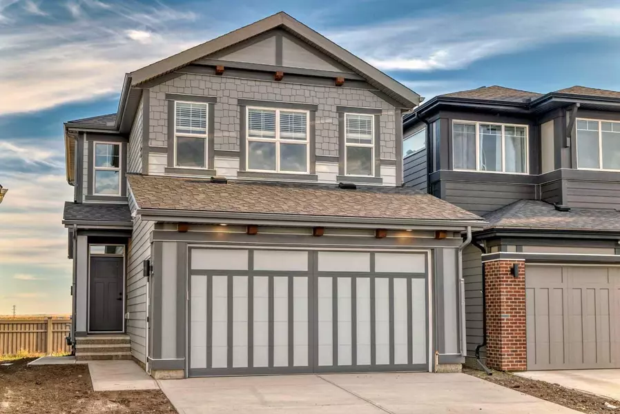 72 Magnolia Bay Southeast, Calgary, AB T3M 2B6