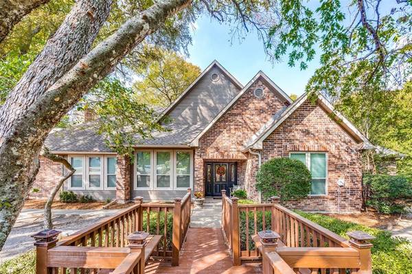 791 Creekwood Drive S, Fairview, TX 75069