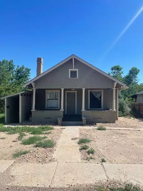 820 E 10th St, Pueblo, CO 81001