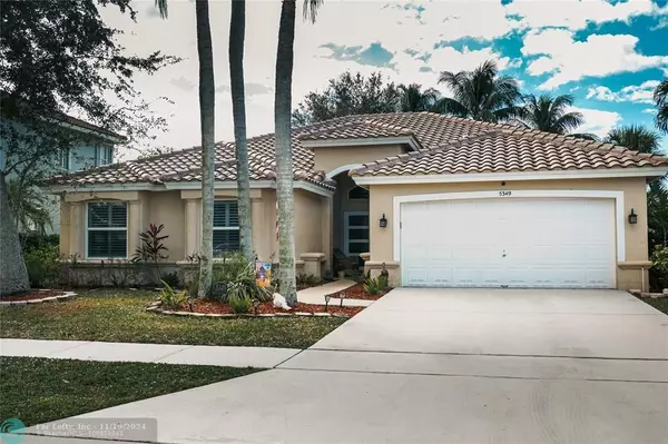 5349 Oakmont Village Cir, Lake Worth, FL 33463