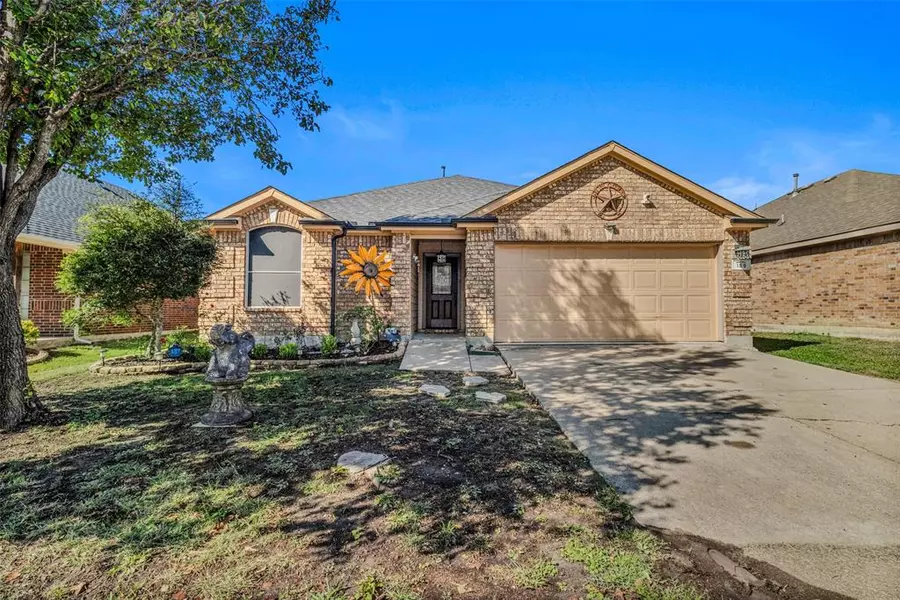 159 Wandering Drive, Forney, TX 75126