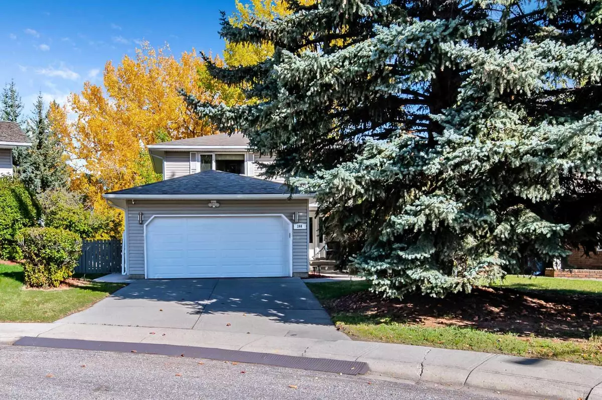 Calgary, AB T2W1Z8,244 Cannington PL Southwest