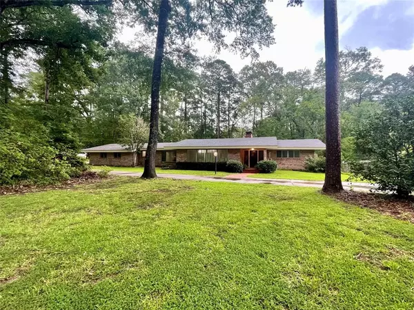 Minden, LA 71055,257 Chris Drive