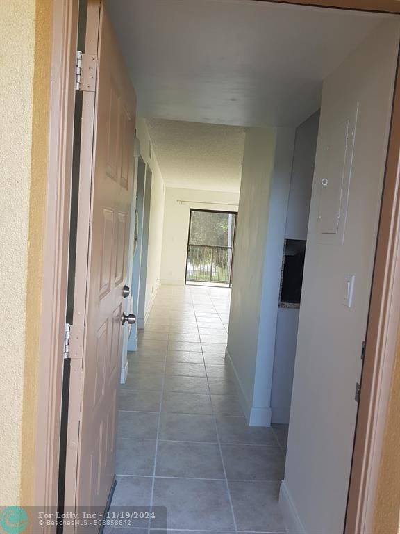 Coral Springs, FL 33065,11453 NW 39th Ct  #211-2