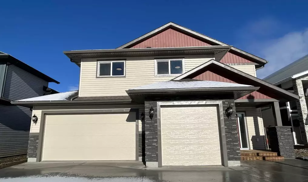 11314 107 AVE, Grande Prairie, AB T8V 1L1