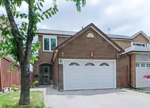 Brampton, ON L6X 2S7,7 Slater CIR