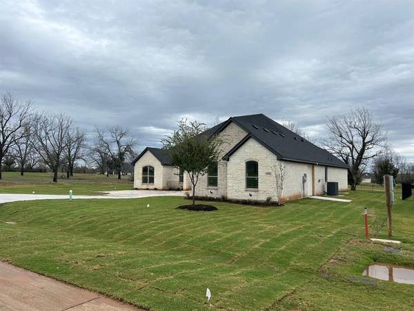 Granbury, TX 76049,2706 Village Drive