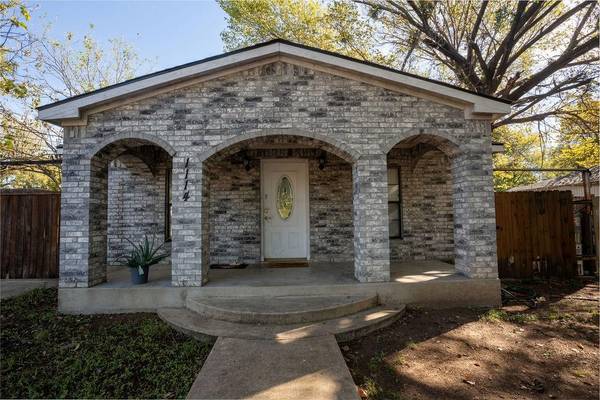 1114 Alexander Street, Irving, TX 75061