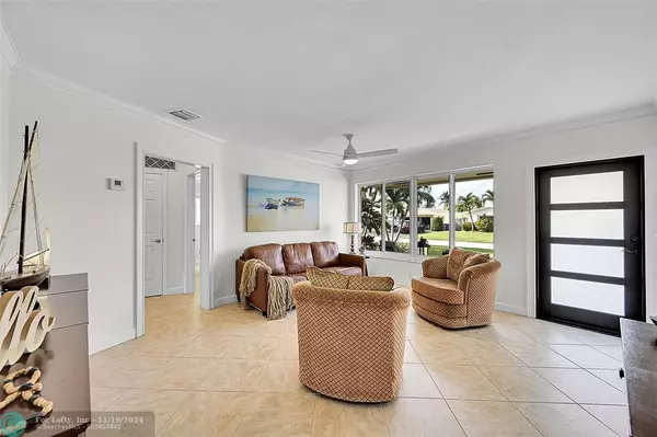 Pompano Beach, FL 33060,964 SE 10th Ct