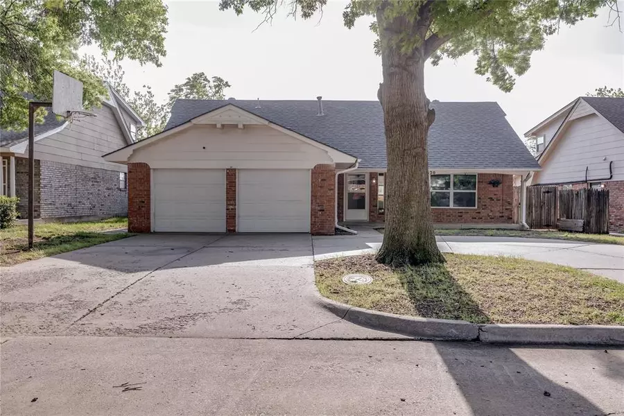 3620 Ridgehaven Drive, Midwest City, OK 73110