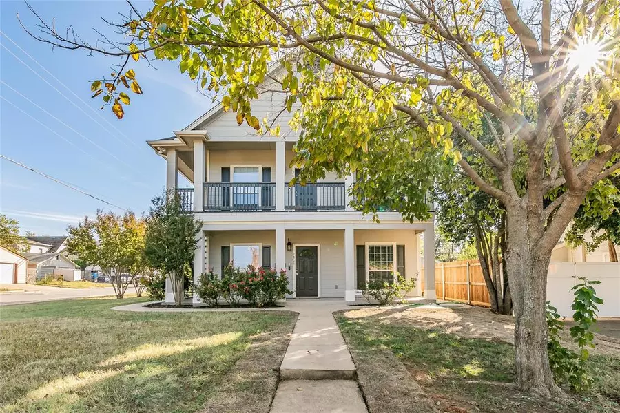 2801 Frazier Avenue, Fort Worth, TX 76110