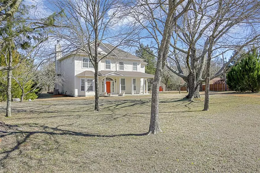 82 County Road 2253, Valley View, TX 76272